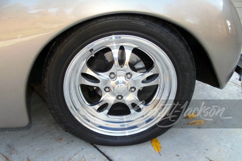 1939 Cadillac Series 61 - Image 9 of 16