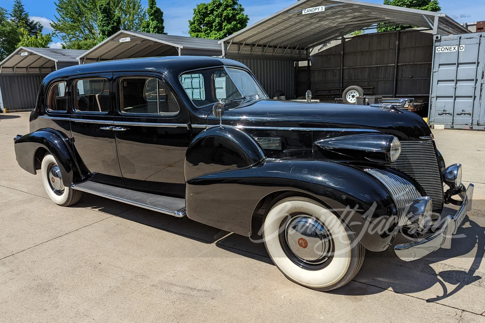 1939 Cadillac Series 70 & 75 - Image 11 of 13