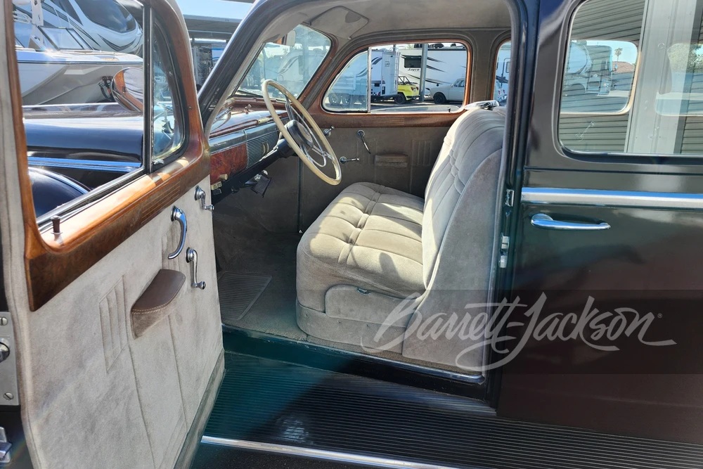 1939 Cadillac Series 70 & 75 - Image 7 of 9