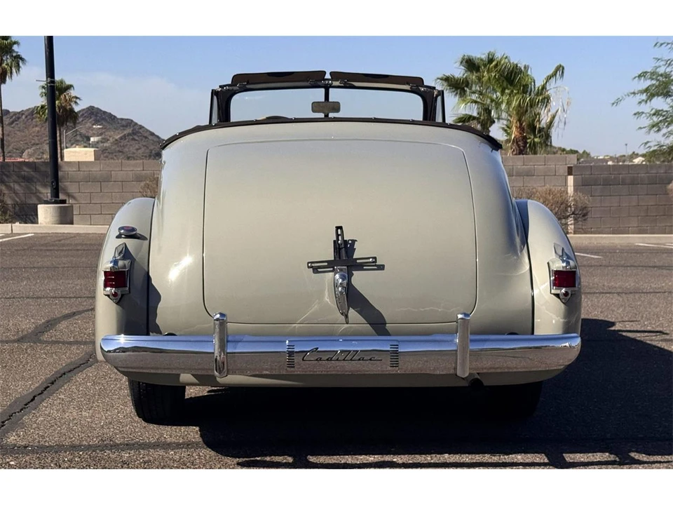 1939 Cadillac Series 61 - Image 8 of 31