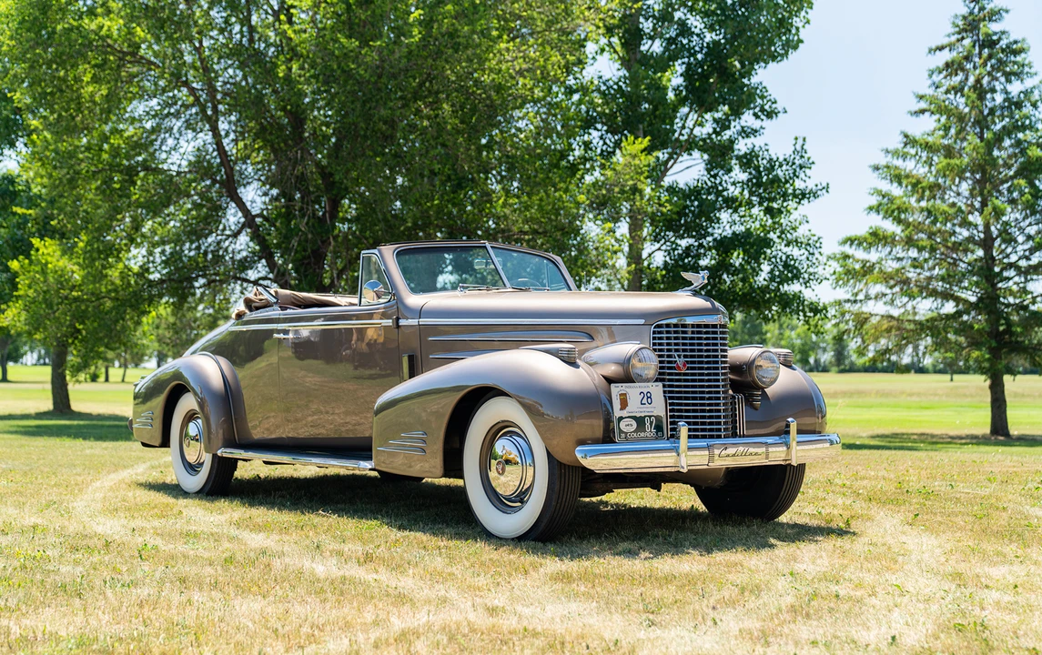 1939 Cadillac Series 61 - Image 10 of 25