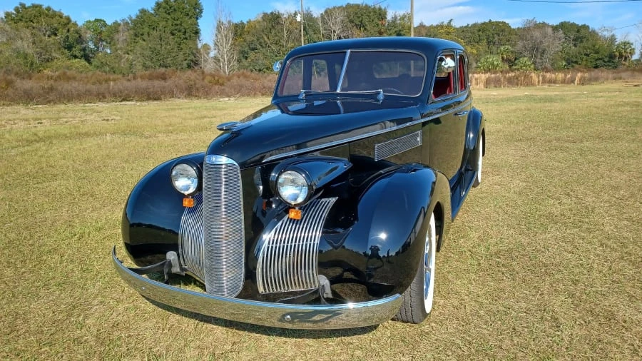 1939 Cadillac Series 61 - Image 12 of 13
