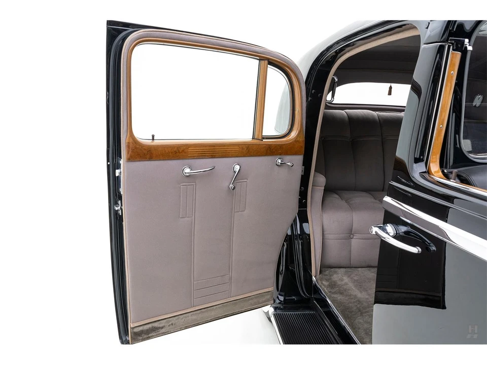 1939 Cadillac Fleetwood - Image 22 of 31