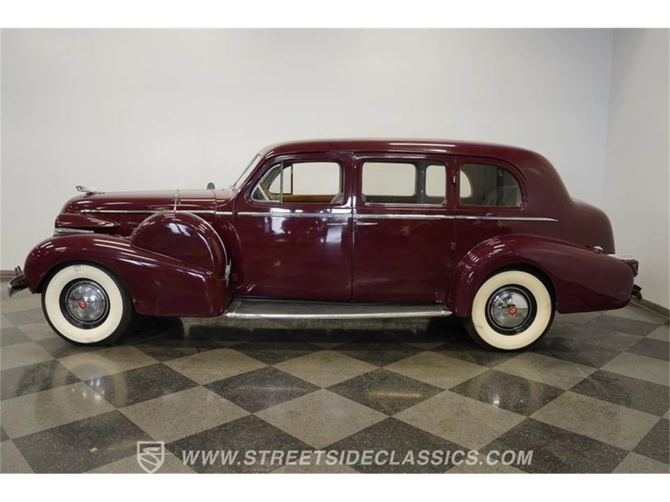 1939 Cadillac Fleetwood - Image 2 of 31
