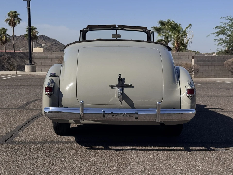 1939 Cadillac Series 70 & 75 - Image 10 of 31