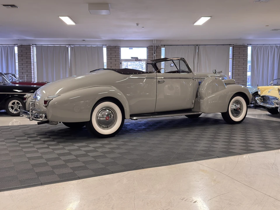 1939 Cadillac Series 70 & 75 - Image 19 of 31