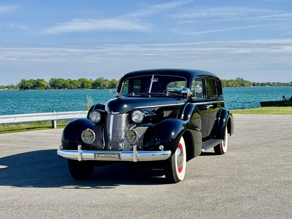 1939 Cadillac Series 70 & 75 - Image 2 of 31