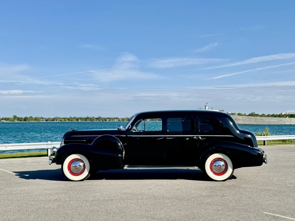 1939 Cadillac Series 70 & 75 - Image 13 of 31