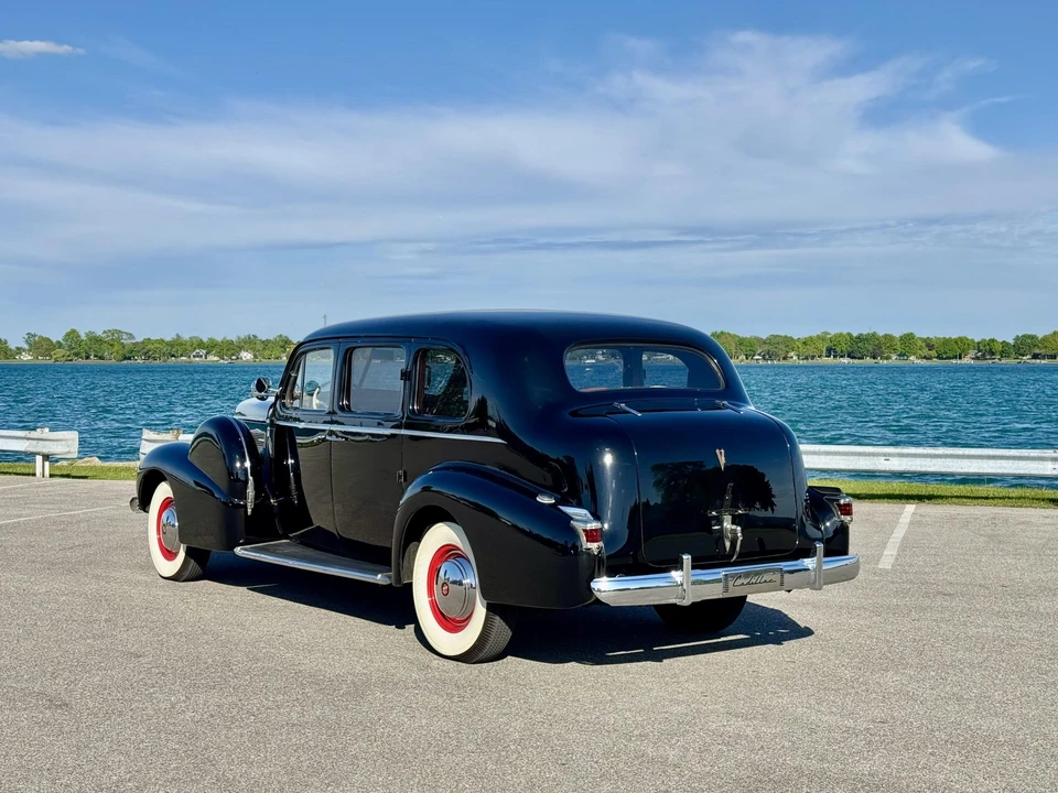 1939 Cadillac Series 70 & 75 - Image 21 of 31