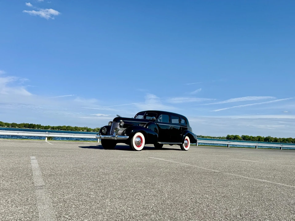 1939 Cadillac Series 70 & 75 - Image 7 of 31