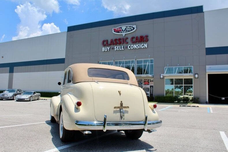 1939 Cadillac Series 61 - Image 11 of 12