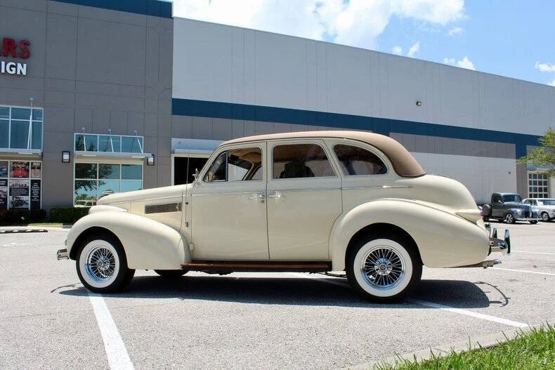 1939 Cadillac Series 61 - Image 9 of 21