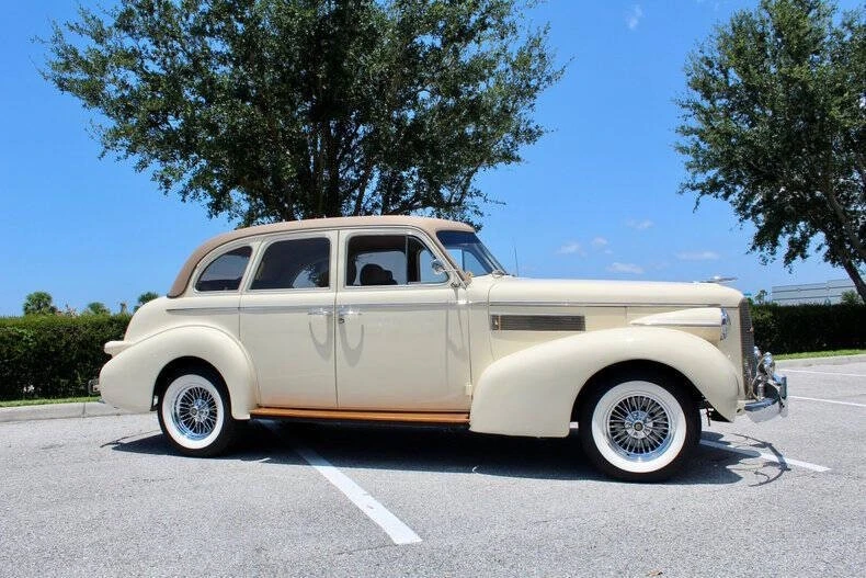 1939 Cadillac Series 61 - Image 3 of 12