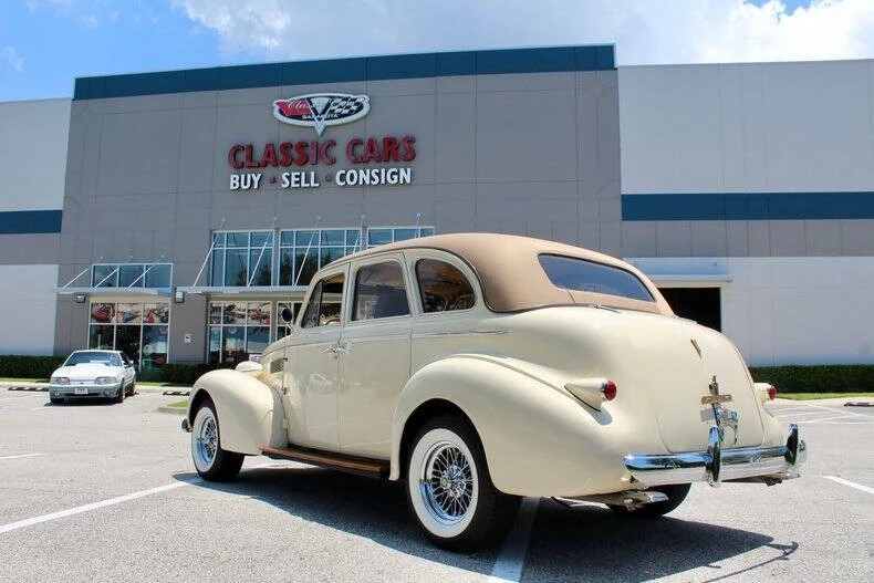 1939 Cadillac Series 61 - Image 10 of 21