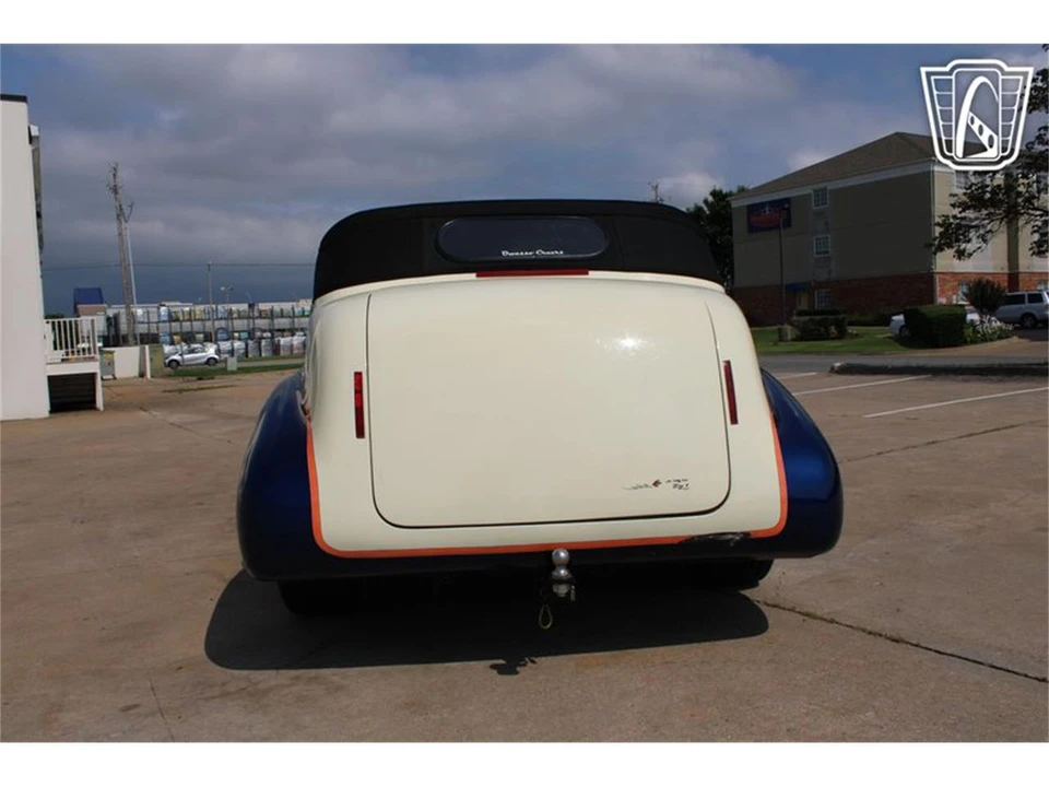 1939 Cadillac Series 61 - Image 7 of 31