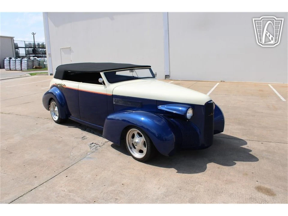 1939 Cadillac Series 61 - Image 3 of 31