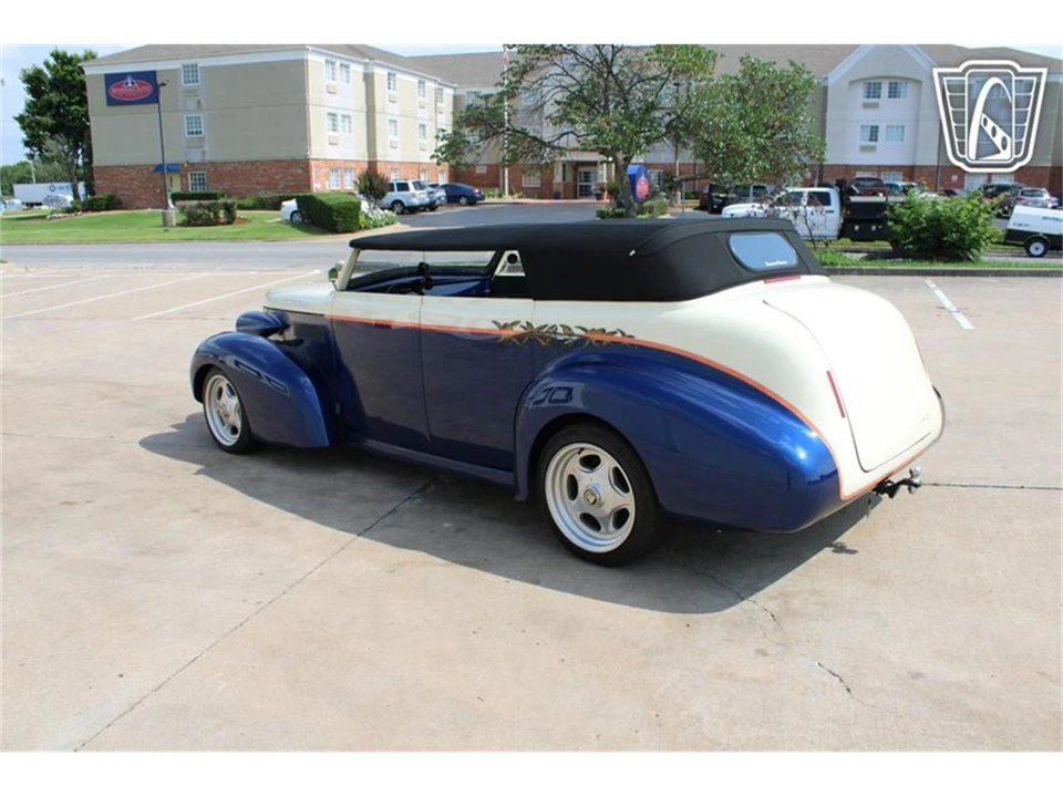 1939 Cadillac Series 61 - Image 4 of 31