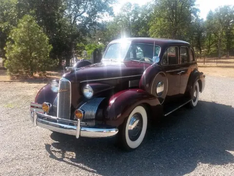 1939 Cadillac Lasalle Sedan