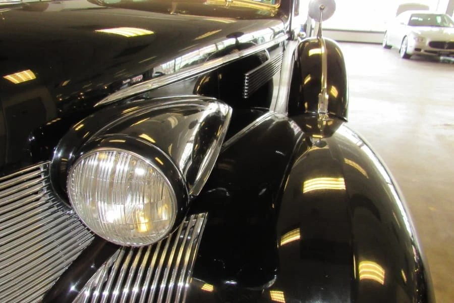 1939 Cadillac Series 70 & 75 - Image 6 of 12
