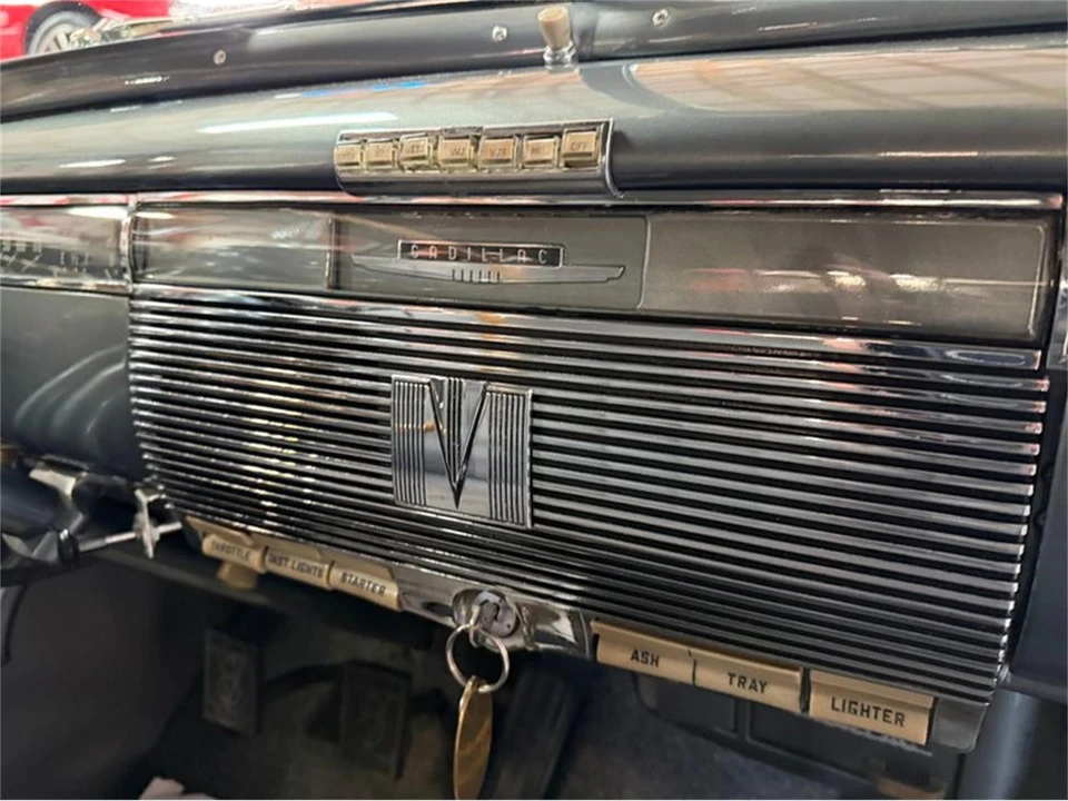 1939 Cadillac Series 61 - Image 23 of 31