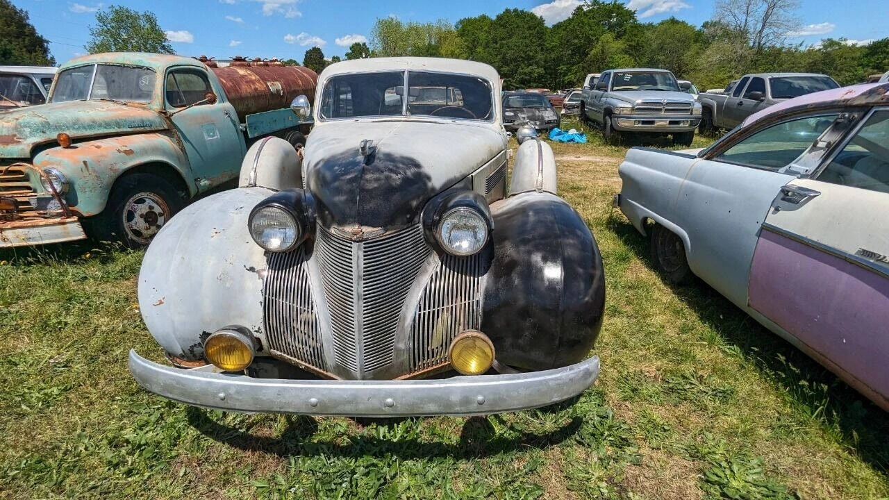 1939 Cadillac Series 60 - Image 2 of 14