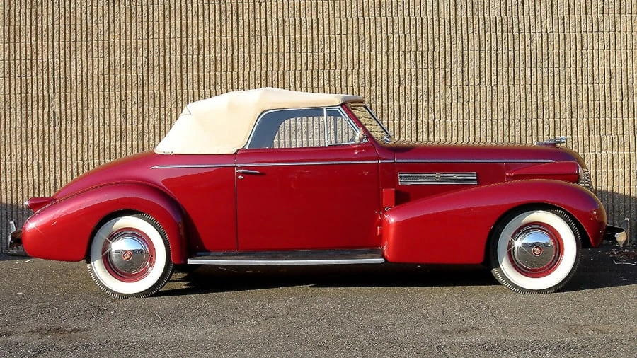 1939 Cadillac Series 61 - Image 2 of 5