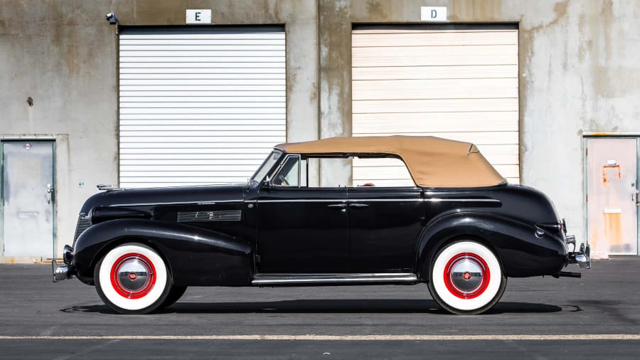 1939 Cadillac Series 61 - Image 2 of 12