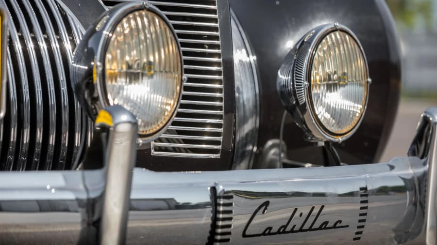 1939 Cadillac Series 61 - Image 10 of 12