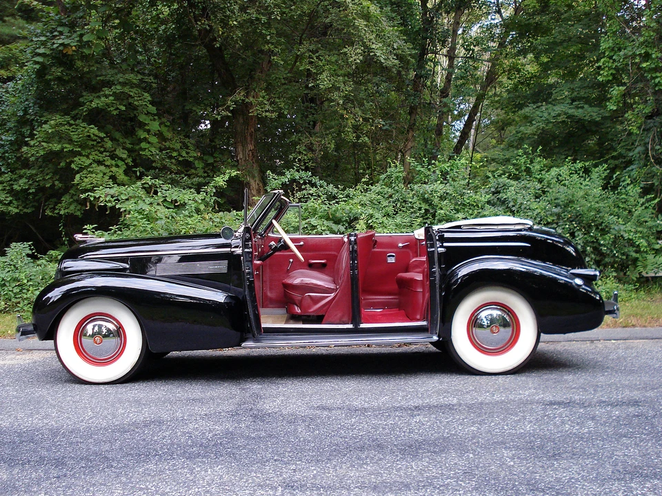 1939 Cadillac Series 61 - Image 7 of 8