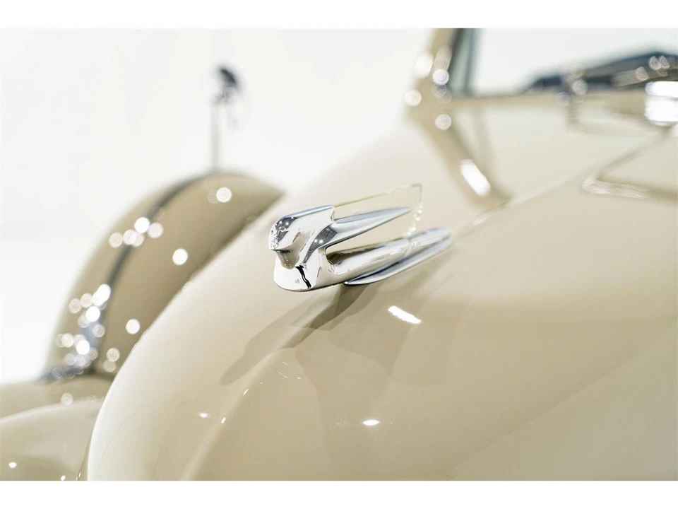 1939 Cadillac Series 70 & 75 - Image 25 of 31