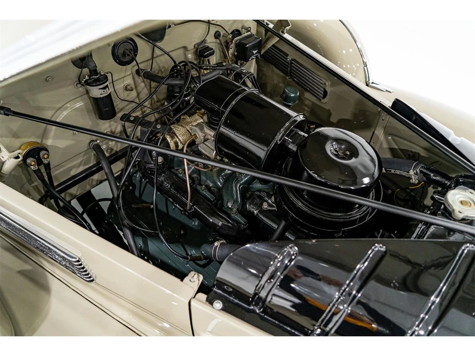 1939 Cadillac Series 70 & 75 - Image 13 of 31