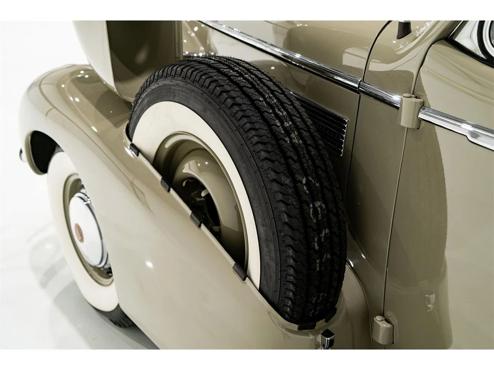 1939 Cadillac Series 70 & 75 - Image 19 of 31