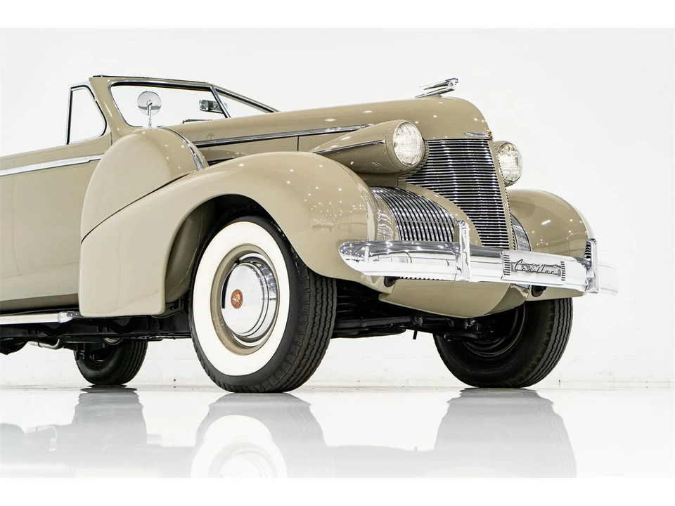 1939 Cadillac Series 70 & 75 - Image 23 of 31