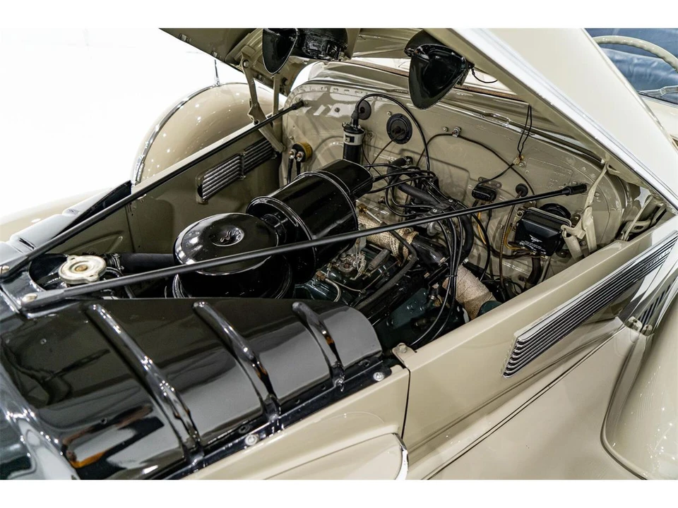 1939 Cadillac Series 70 & 75 - Image 11 of 31
