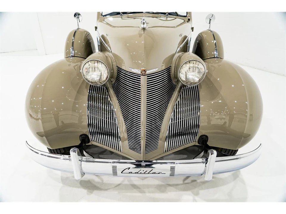 1939 Cadillac Series 70 & 75 - Image 28 of 31