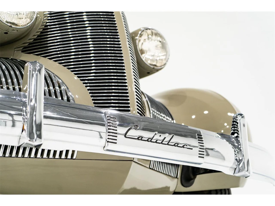 1939 Cadillac Series 70 & 75 - Image 24 of 31