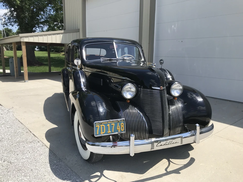 1939 Cadillac Series 70 & 75 - Image 9 of 31
