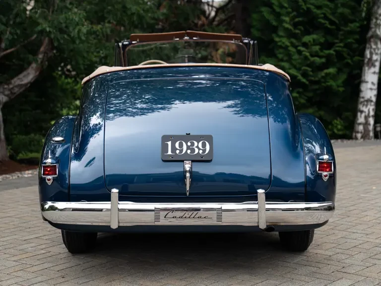 1939 Cadillac Series 70 & 75 - Image 9 of 31