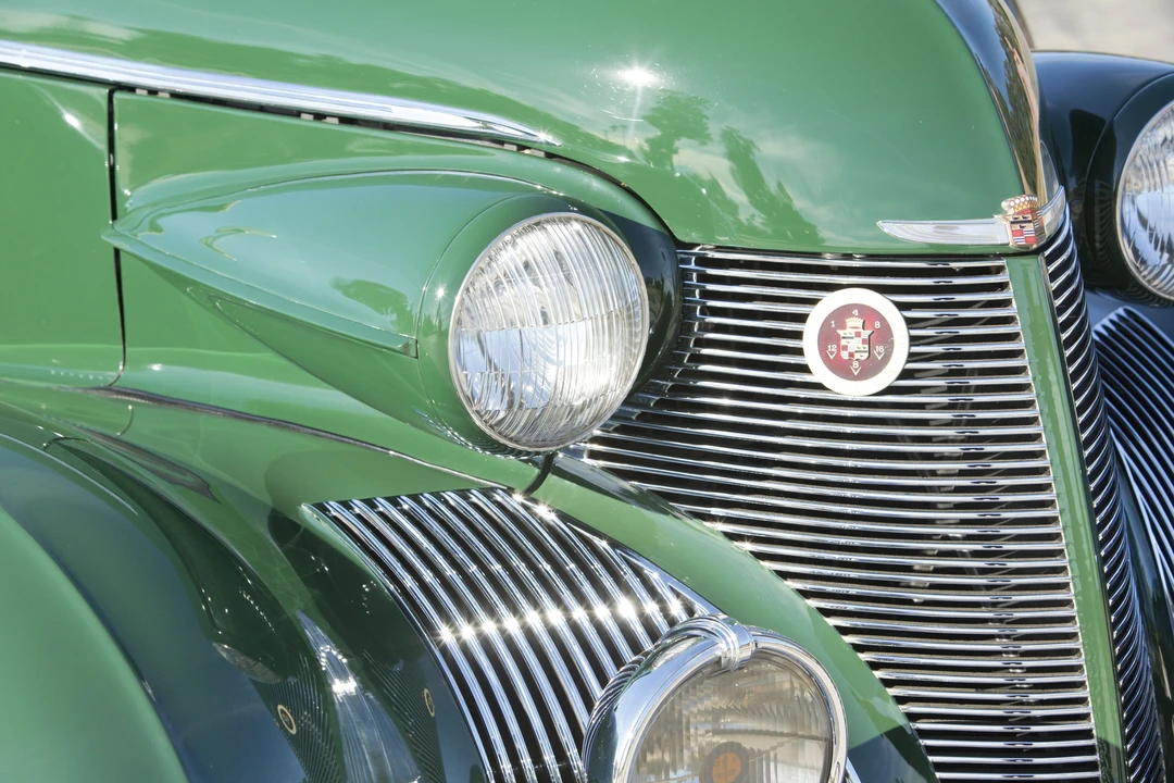 1939 Cadillac Series 70 & 75 - Image 2 of 24