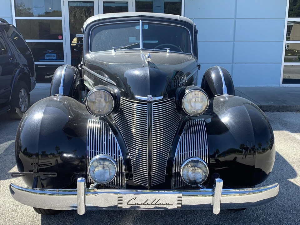 1939 Cadillac Series 70 & 75 - Image 17 of 31