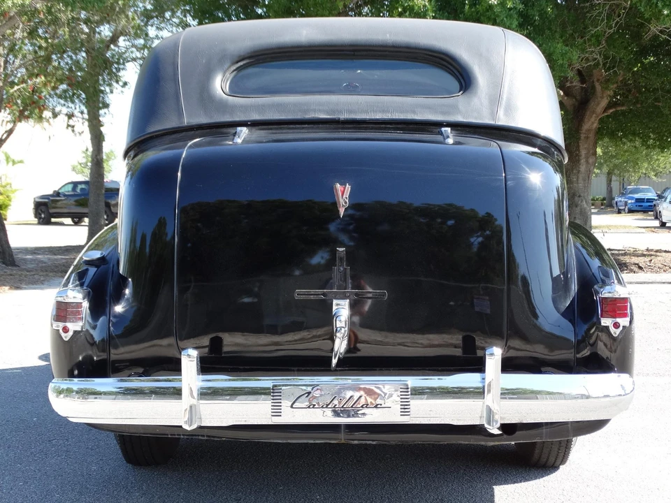 1939 Cadillac Series 70 & 75 - Image 10 of 31
