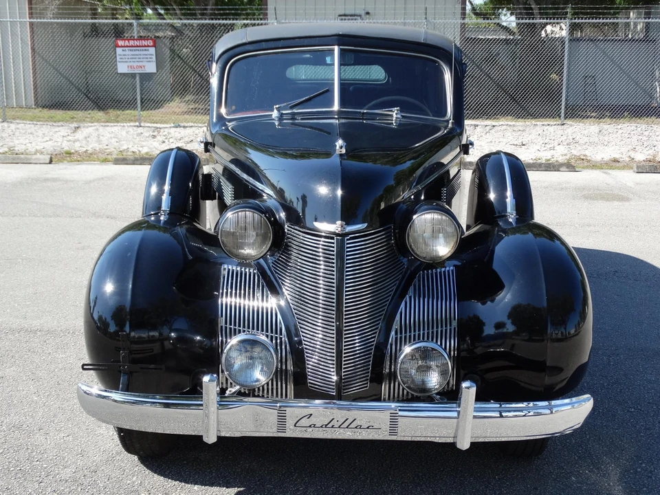 1939 Cadillac Series 70 & 75 - Image 3 of 31