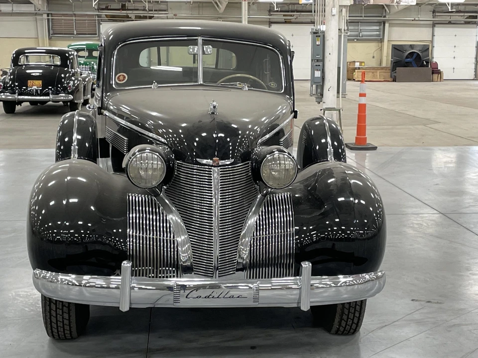 1939 Cadillac Series 70 & 75 - Image 16 of 31
