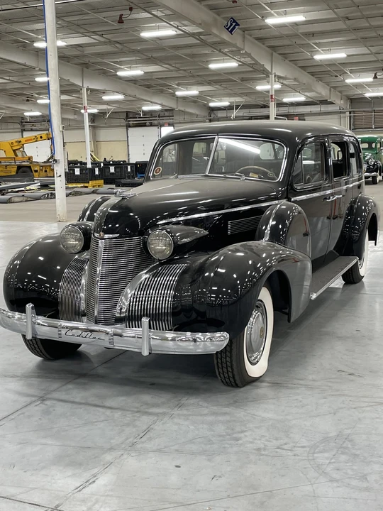 1939 Cadillac Series 70 & 75 - Image 2 of 31