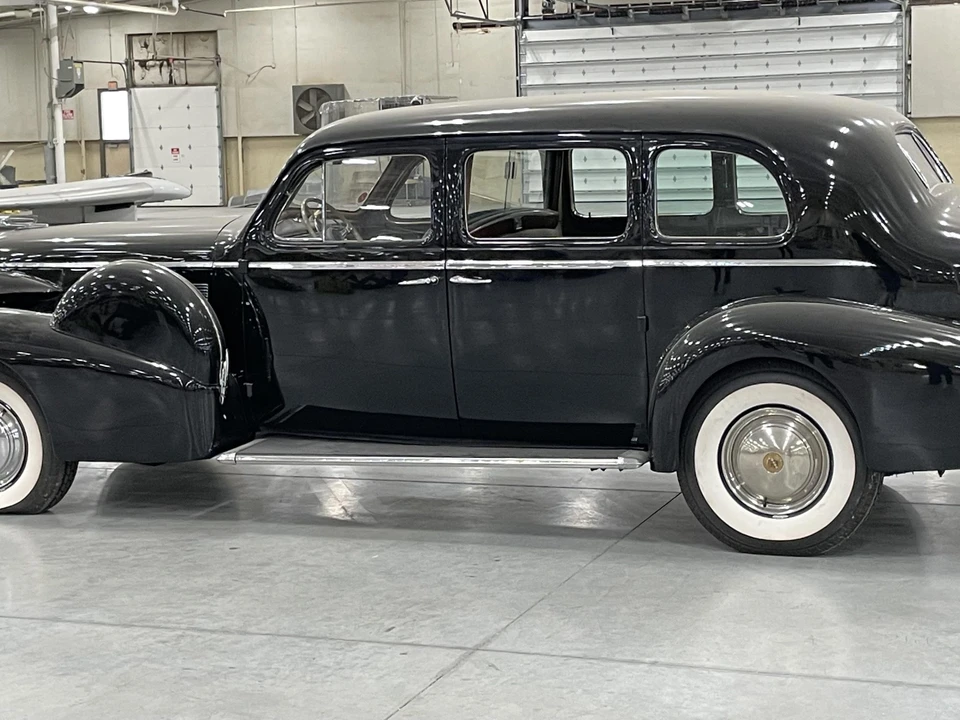 1939 Cadillac Series 70 & 75 - Image 7 of 31