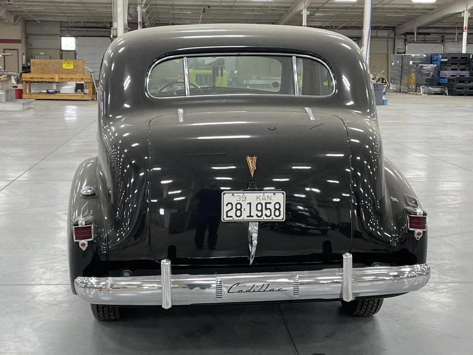 1939 Cadillac Series 70 & 75 - Image 12 of 31