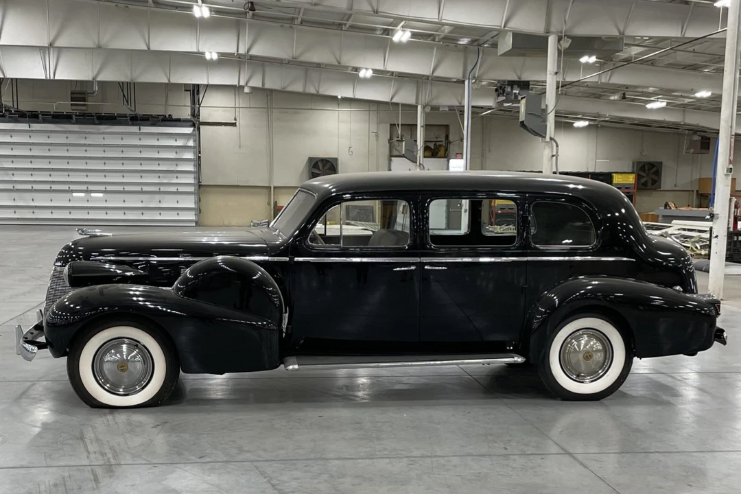 1939 Cadillac Series 70 & 75 - Image 5 of 31