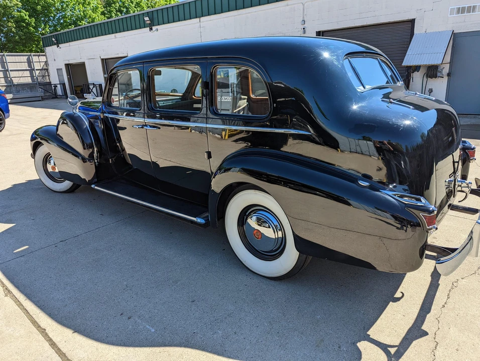 1939 Cadillac Series 70 & 75 - Image 6 of 31