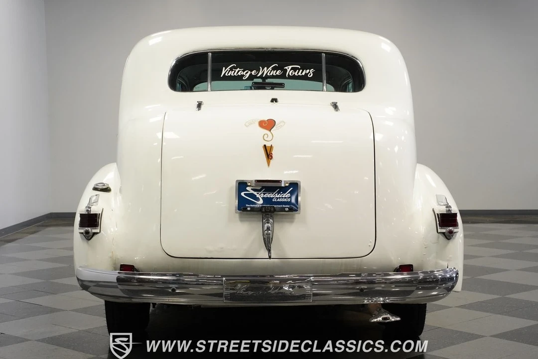 1939 Cadillac Series 70 & 75 - Image 11 of 21