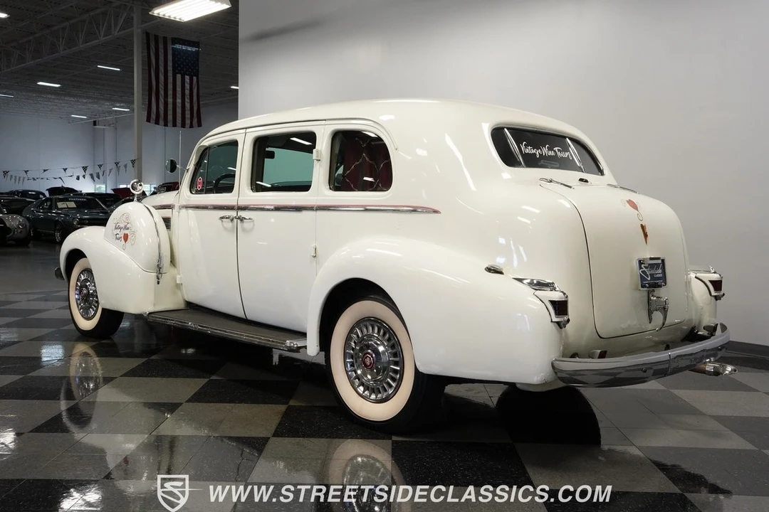 1939 Cadillac Series 70 & 75 - Image 10 of 21